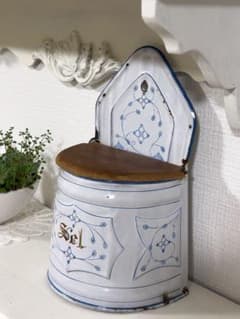 フレンチアンティーク＊サキソニー柄ホーローSel缶木製蓋＊レア - メルカリ