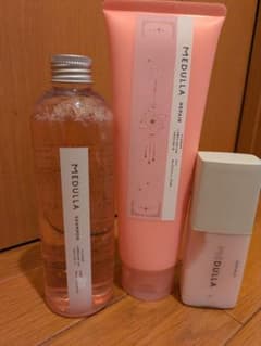 MEDULLA シャンプー トリートメント エッセンス セット - メルカリ