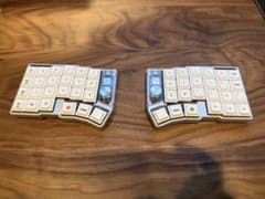 れ*ん様 Cornix LP 無線分割キーボード + 追加キーキャップ - メルカリ