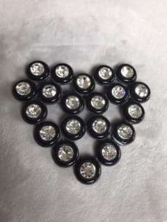 GIORGIO ARMANI ジョルジオ アルマーニ 大ぶりハートブローチ - メルカリ