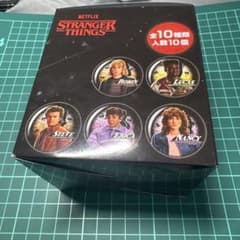 ストレンジャーシングス グリッター缶バッジ 全10種セット 東京
