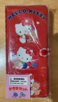 秒で完売した】サンリオ かぎ針セット キティ - メルカリ