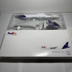 美品】飛行機模型 FedEx BOEING 777-200F 1:200モデル - メルカリ