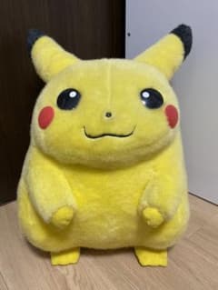 激レア！おしゃべりピカチュウ特大貯金箱 - メルカリ