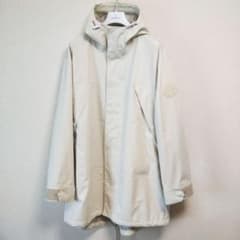 モンクレールジーニアス Kalalau パーカー ナイロン 撥水 メンズ