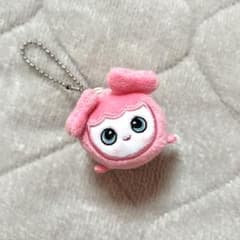 TWICE モモ モブリー くっつきチャーム バッグチャーム - メルカリ