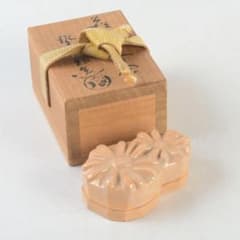 茶道具 萩焼 泥華窯造 坂田泥華 花香合 共箱 V 9729 - メルカリ