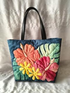 ☆276.ハワイアンキルト・バッグ・ハイビスカス＆ティアレ＆モンステラ