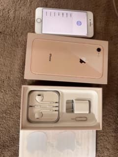 iPhone 8 ゴールド 64GB SIMフリー 付属品完備 - メルカリ