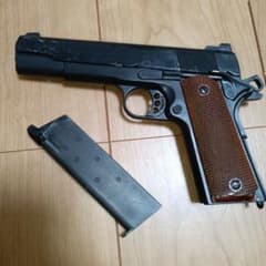 B6 東京マルイコルトガバメントMEUベース？ガスガンガスブローバック