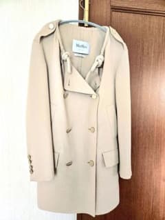 美品 お値下げしました！白タグ 手縫いラベル付きMaxMara ショート