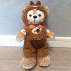 ダッフィー ぬいぐるみバッジ 秋のぼうけん リス ディズニー - メルカリ