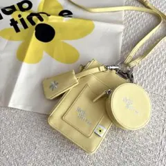 2026年最新】nissy ショルダーバッグの人気アイテム - メルカリ