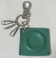 2026年最新】skin tokyo キーホルダーの人気アイテム - メルカリ