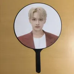 2026年最新】グループ名：SEVENTEEN うちわの人気アイテム - メルカリ