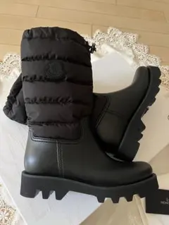 2026年最新】moncler レインブーツの人気アイテム - メルカリ