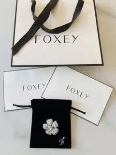 2026年最新】フォクシーブローチの人気アイテム - メルカリ
