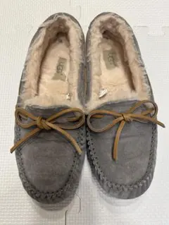 2026年最新】uggモカシン25cmの人気アイテム - メルカリ