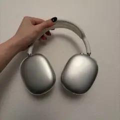 2026年最新】airpods max シルバーの人気アイテム - メルカリ