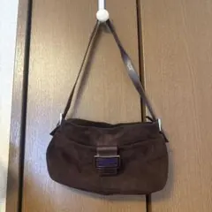 2026年最新】fendi マンマバケット スエードの人気アイテム - メルカリ