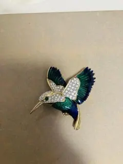 2026年最新】THE ATTWOOD COLLECTION ブローチの人気アイテム - メルカリ