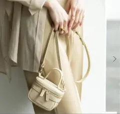 2026年最新】chiiiibag バニティの人気アイテム - メルカリ