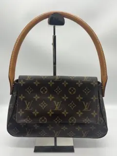 2026年最新】ヴィトン m51147の人気アイテム - メルカリ