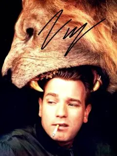 2026年最新】ユアンマクレガー サインの人気アイテム - メルカリ