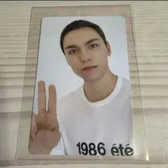 2026年最新】vernon トレカの人気アイテム - メルカリ