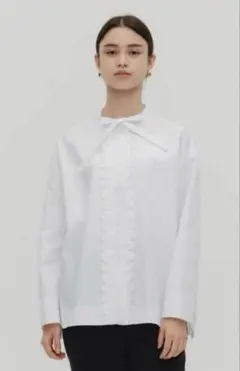 2026年最新】yori ブラウス スカラップの人気アイテム - メルカリ