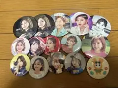 2026年最新】twiceジヒョ缶バッチの人気アイテム - メルカリ