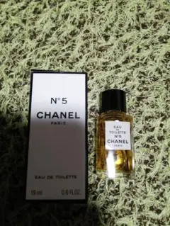 2026年最新】シャネルNo_5オードゥトワレットの人気アイテム - メルカリ