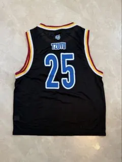 2026年最新】twice ユニフォーム シャツの人気アイテム - メルカリ