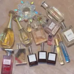 2026年最新】香水 まとめ売りの人気アイテム - メルカリ