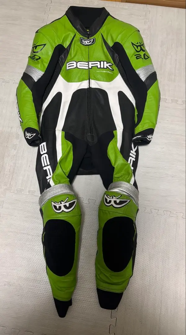 2026年最新】ベリック レーシングスーツ 48の人気アイテム - メルカリ