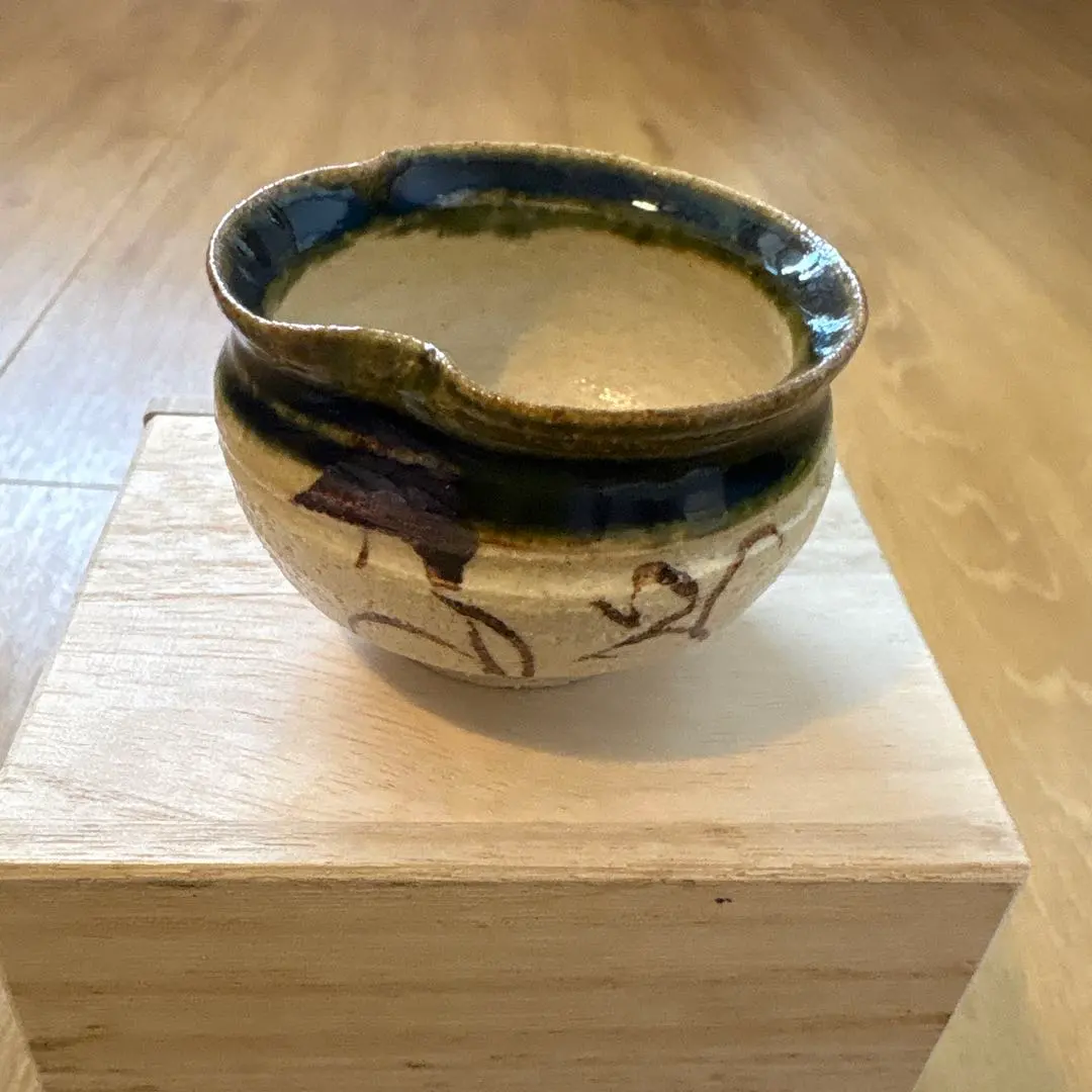 2026年最新】織部焼 ぐい呑みの人気アイテム - メルカリ