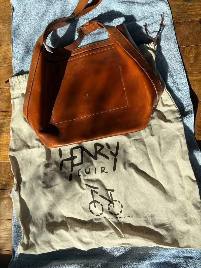 2026年最新】HENRY CUIR ショルダーバッグの人気アイテム - メルカリ