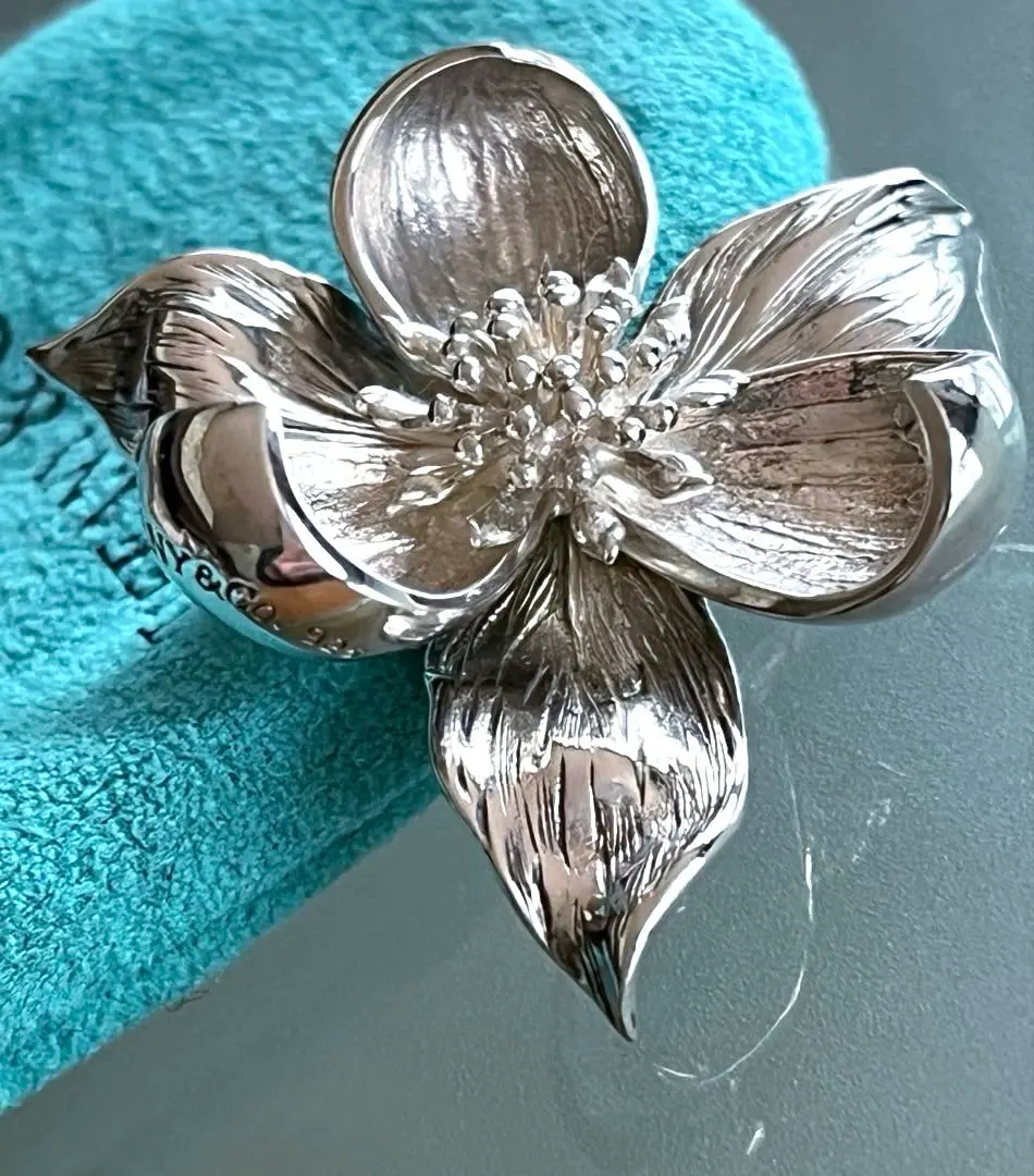 2026年最新】ティファニー ブローチ フラワーの人気アイテム - メルカリ