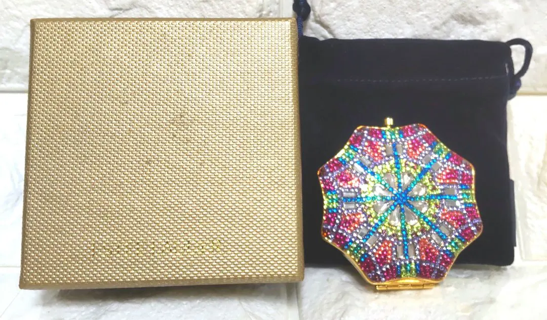 2026年最新】エスティローダーメタルコンパクトの人気アイテム - メルカリ