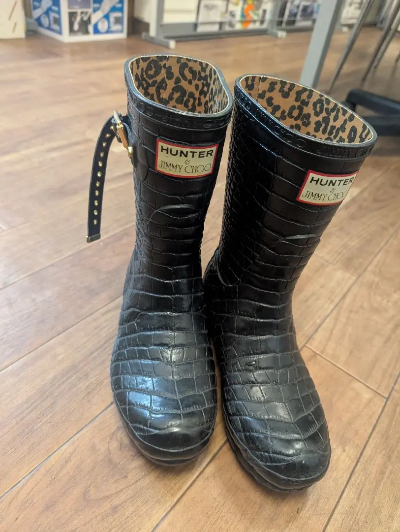 2026年最新】ハンター ジミーチュウ ブーツの人気アイテム - メルカリ