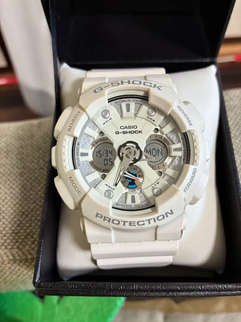 2026年最新】カシオ G-SHOCK ga-110ll-1ajrの人気アイテム - メルカリ