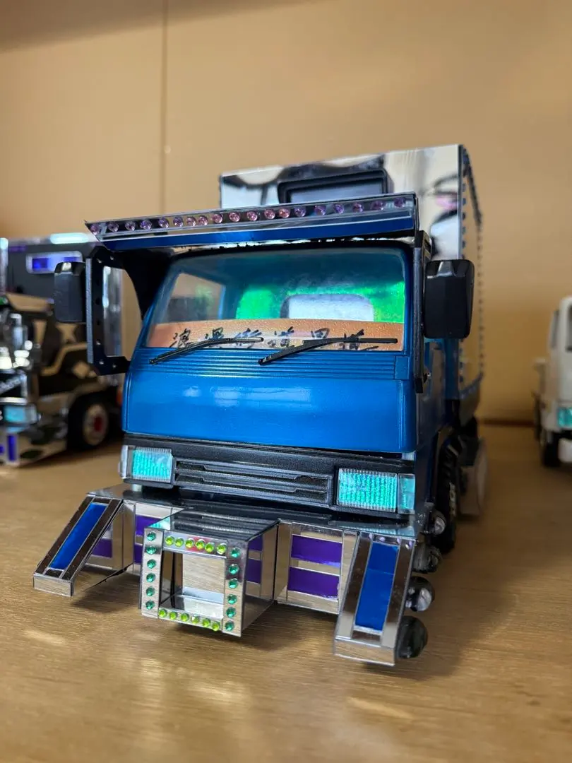 m31388244687_1.jpg?1764830630