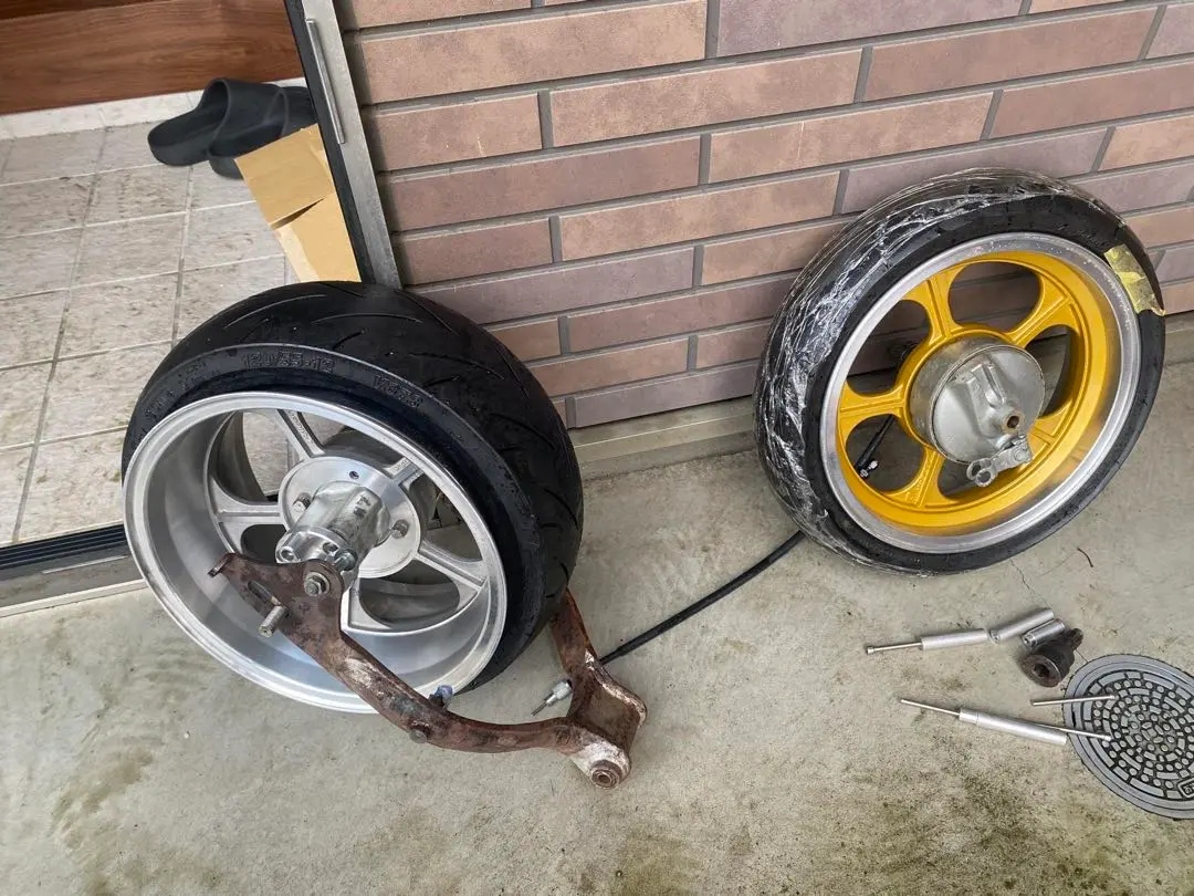 JC61 2014グロム リアホイール ミシュランパワーピュア付き