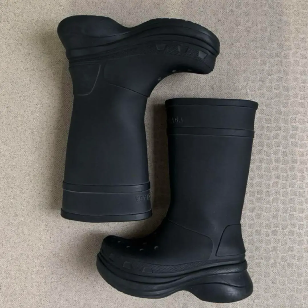 2026年最新】balenciaga crocs bootsの人気アイテム - メルカリ