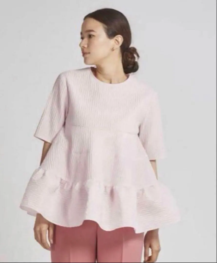 2026年最新】yori フクレフレアブラウス 36の人気アイテム - メルカリ