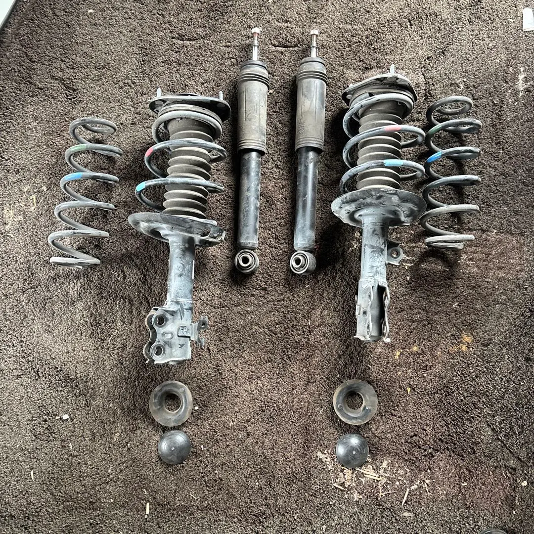 2026年最新】50プリウス 純正サスの人気アイテム - メルカリ