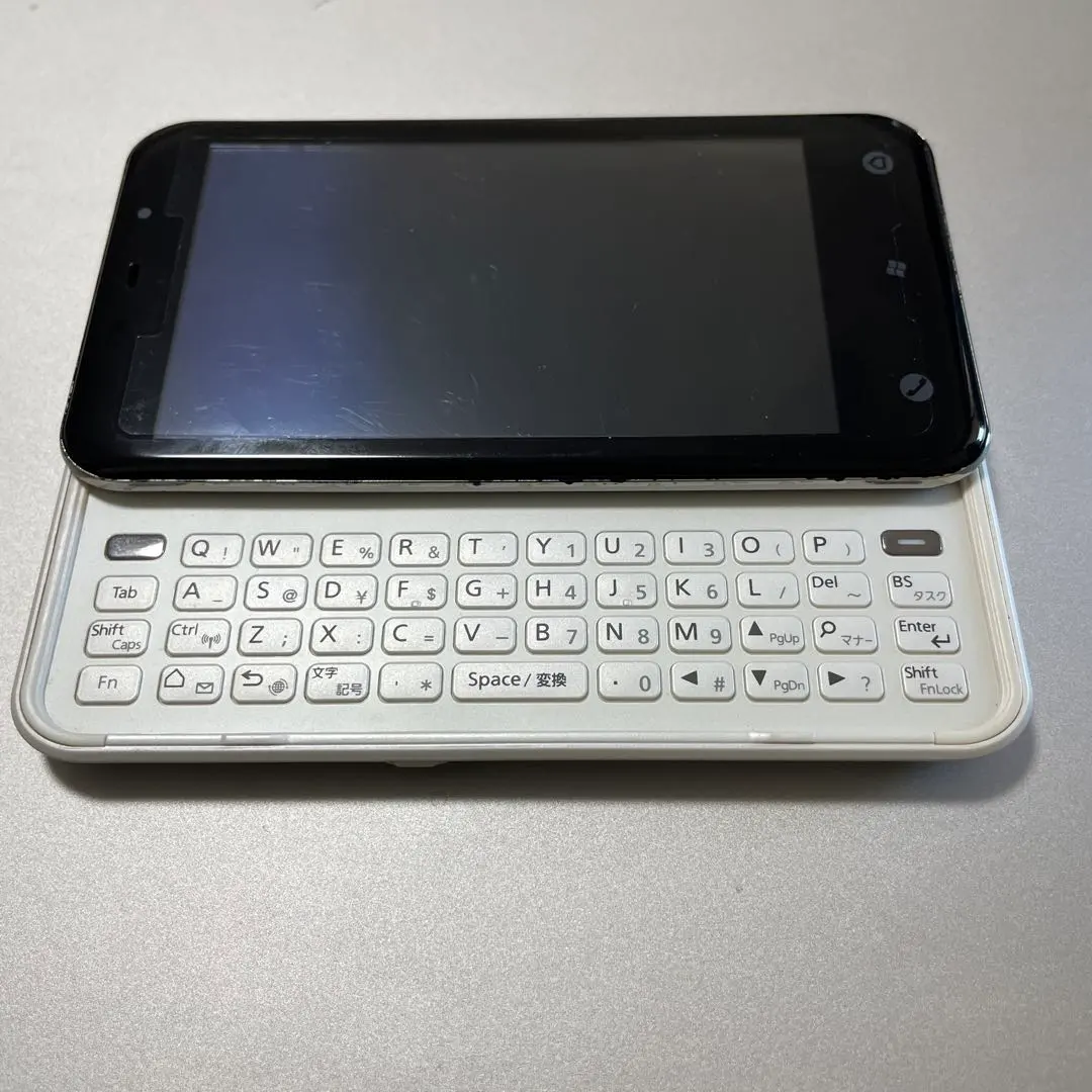 2026年最新】is02 東芝の人気アイテム - メルカリ