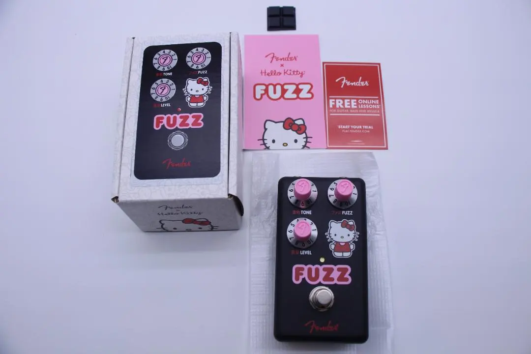 2026年最新】hello kitty fuzzの人気アイテム - メルカリ