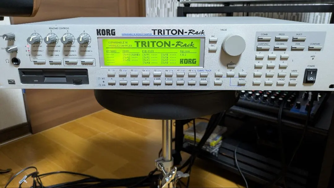 2026年最新】korg triton rackの人気アイテム - メルカリ