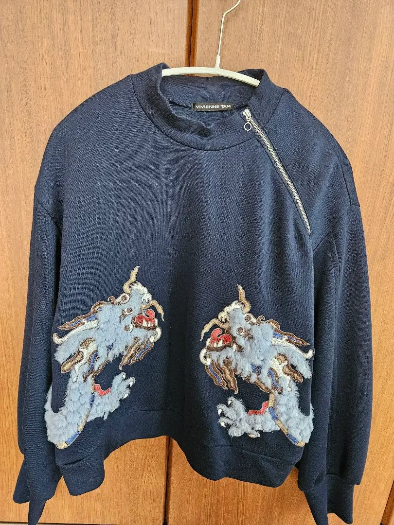 2026年最新】Vivienne Tam トレーナー・スウェットの人気アイテム